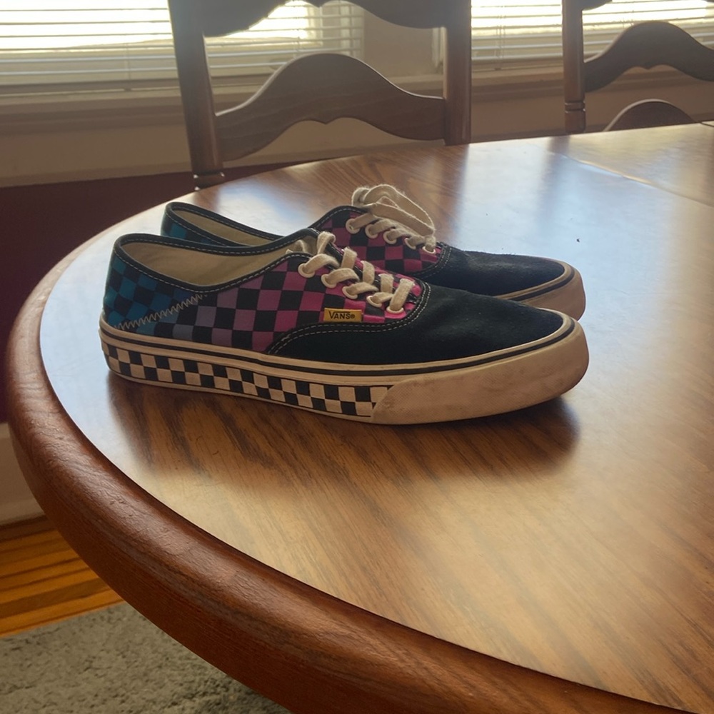 T&C Surf x Vans| Multi-colored checkered low top skate shoes